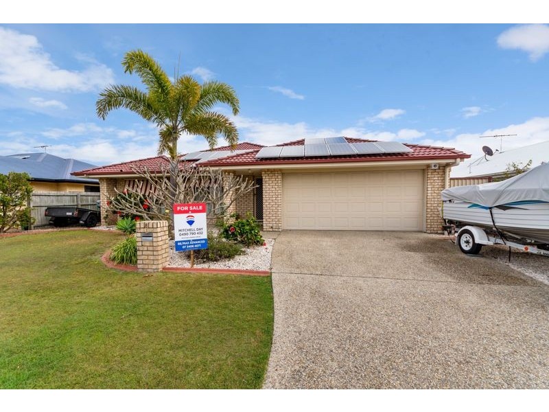8 Clovelly Place, Sandstone Point QLD 4511