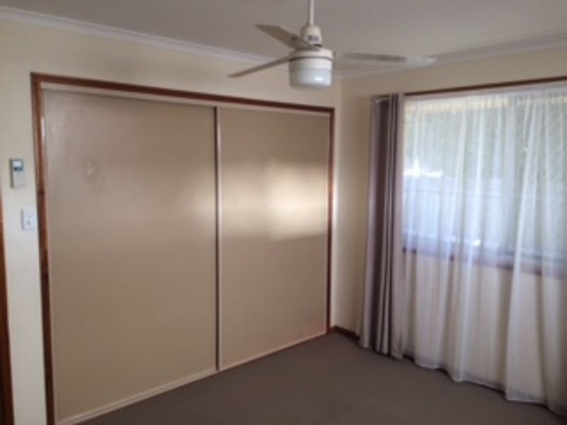 37 Lachlan Cres, Sandstone Point QLD 4511