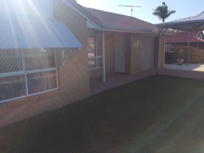 37 Lachlan Cres, Sandstone Point QLD 4511