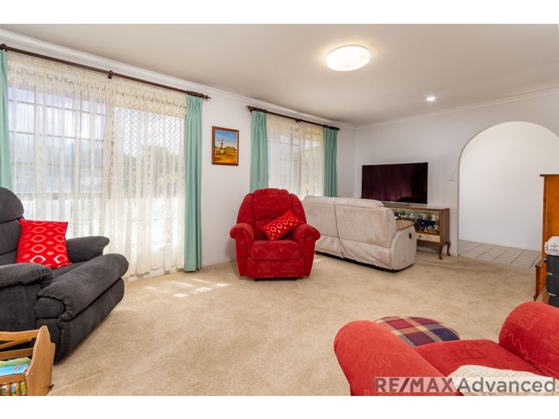 5 Endeavour Drive, Banksia Beach QLD 4507