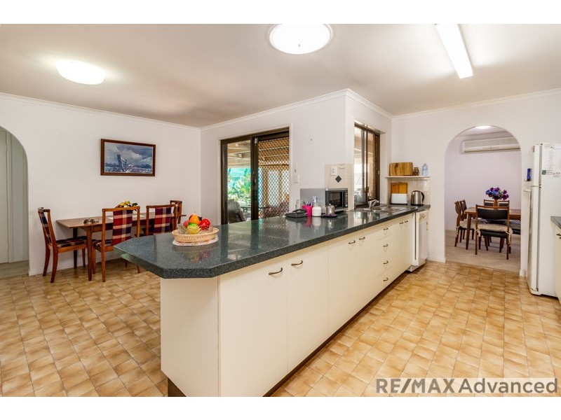 5 Endeavour Drive, Banksia Beach QLD 4507