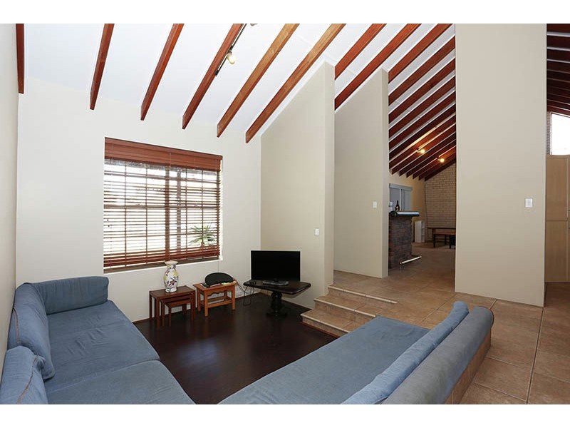 15 Morris Street, Bongaree QLD 4507