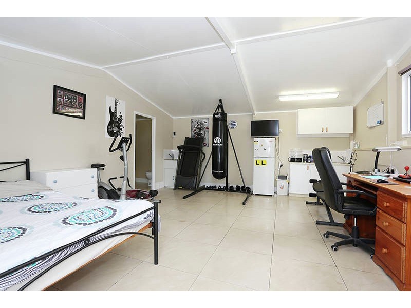 15 Morris Street, Bongaree QLD 4507