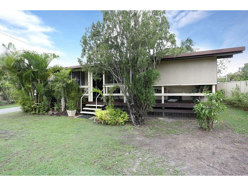 54 Kangaroo Avenue, Bongaree QLD 4507