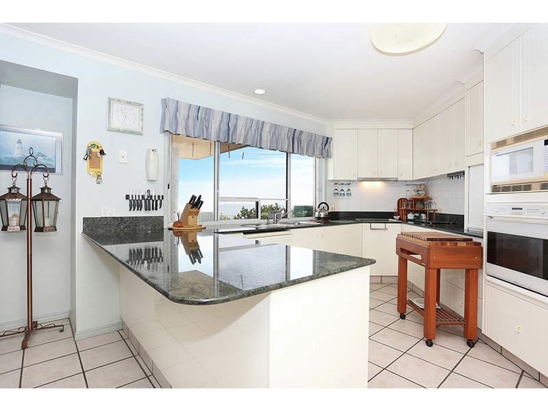 8 Dylan Court, Sandstone Point QLD 4511