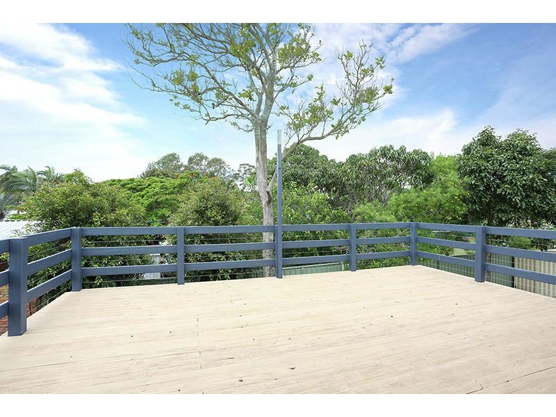 6 Rose Avenue, Ningi QLD 4511