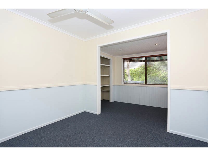 6 Rose Avenue, Ningi QLD 4511