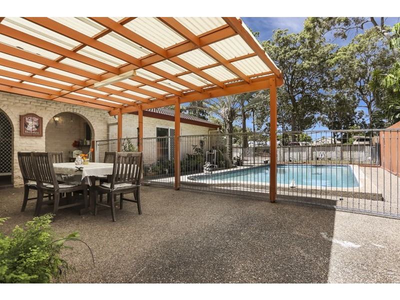 12 Bracken St, Woorim QLD 4507