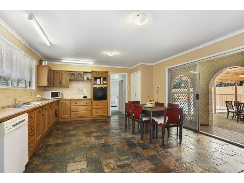 12 Bracken St, Woorim QLD 4507