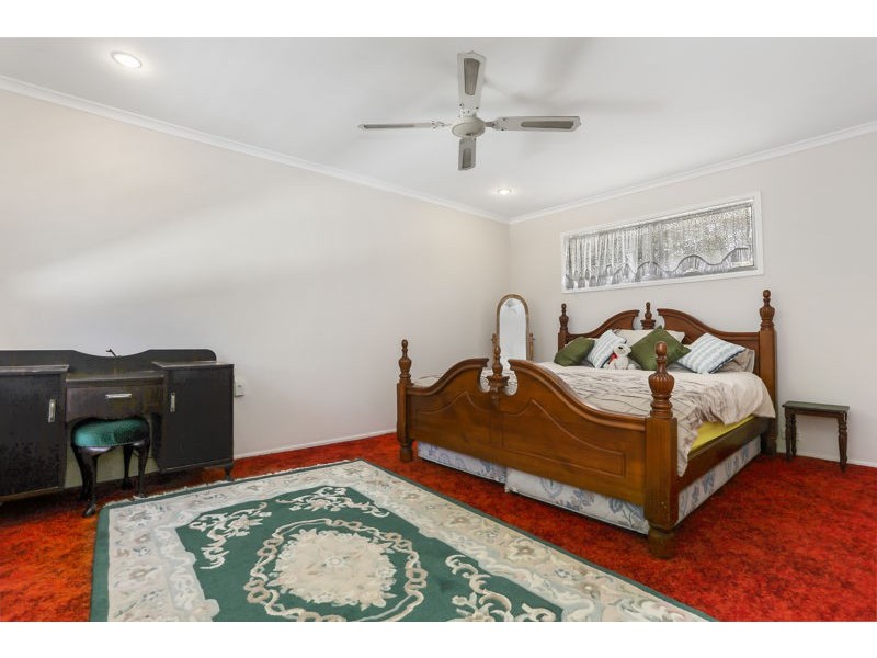 12 Bracken St, Woorim QLD 4507