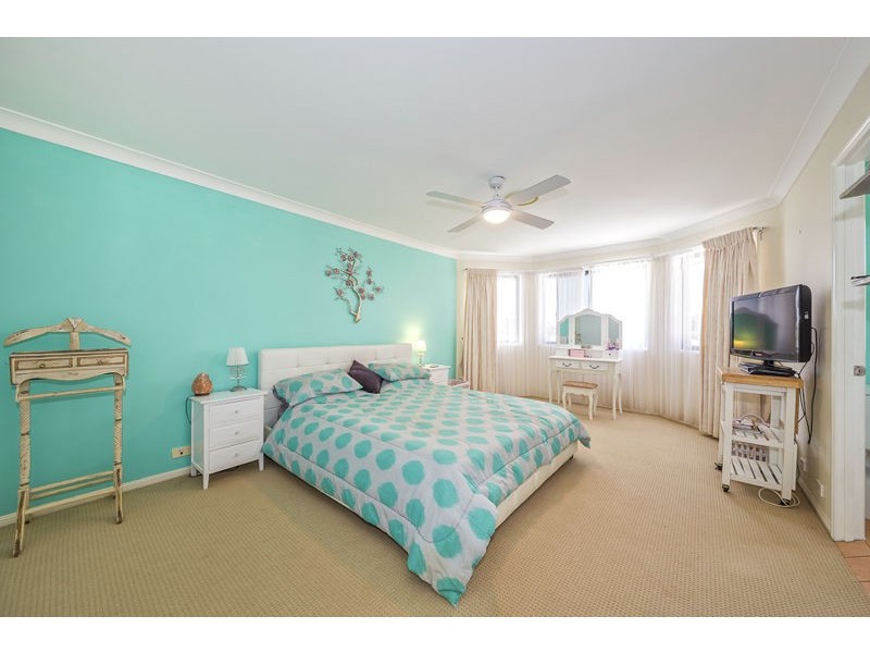 7 Mainbrace Place, Banksia Beach QLD 4507