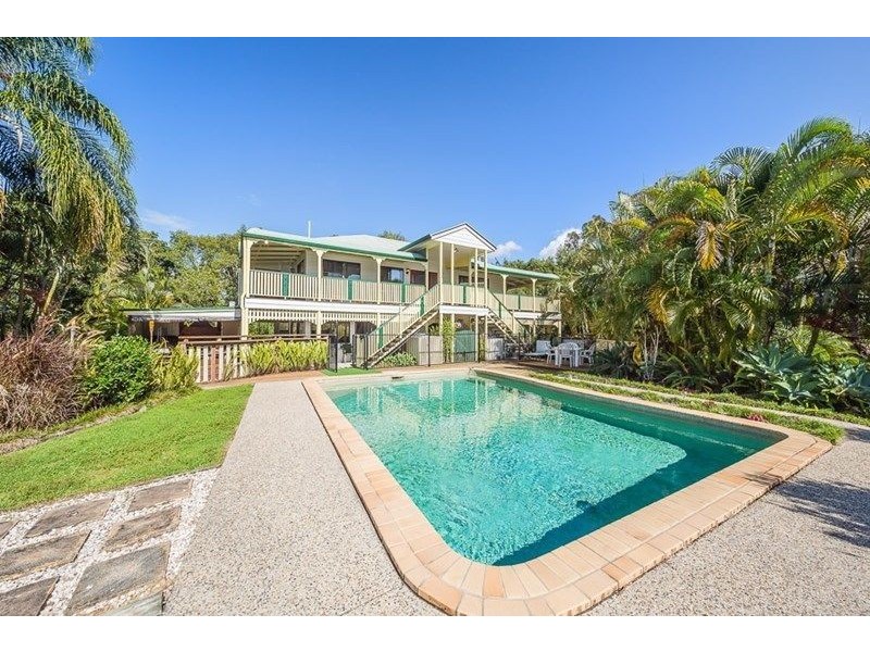 271 Beachmere Road, Beachmere QLD 4510