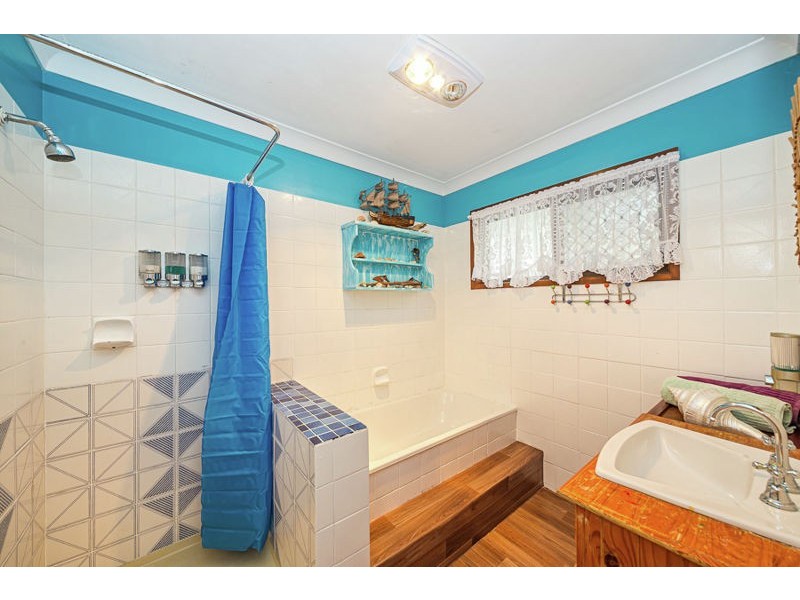 34 Nulu Street, Bongaree QLD 4507