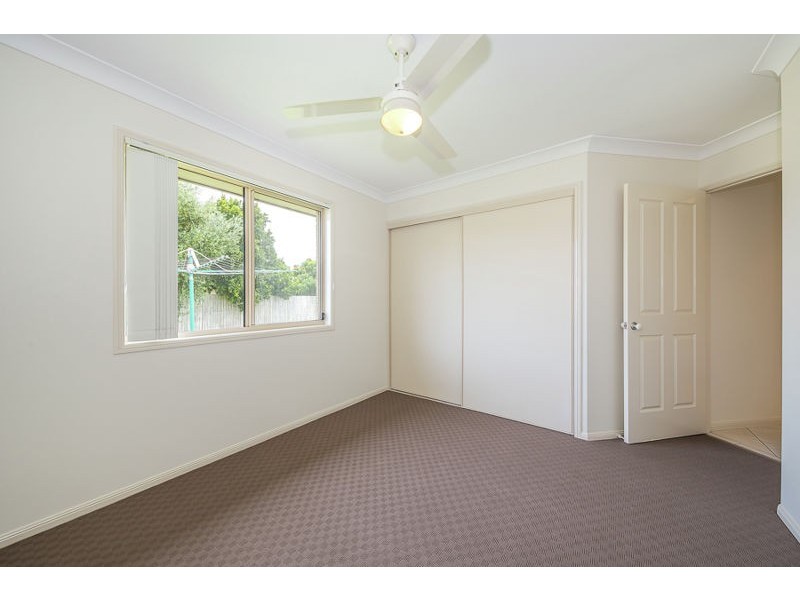 32 Reeders Street, Sandstone Point QLD 4511