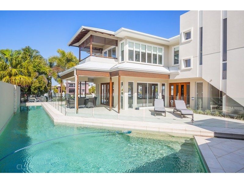 45 North Point, Banksia Beach QLD 4507