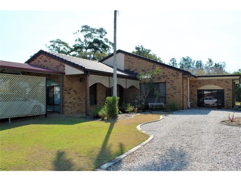 19 Flamingo Drive, Banksia Beach QLD 4507