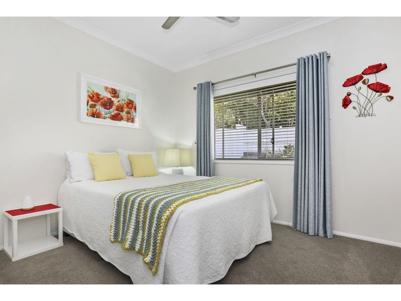 103 Cosmos Avenue, Banksia Beach QLD 4507