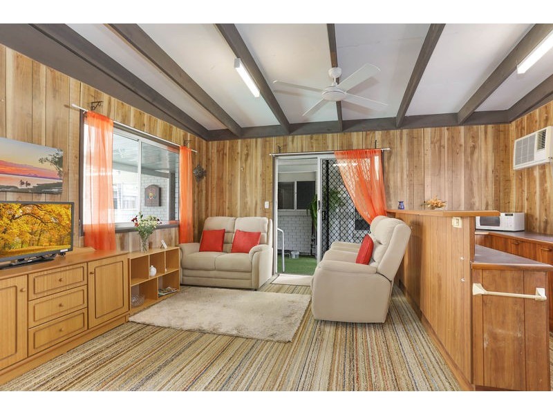 31 Wirraway Street, Bongaree QLD 4507