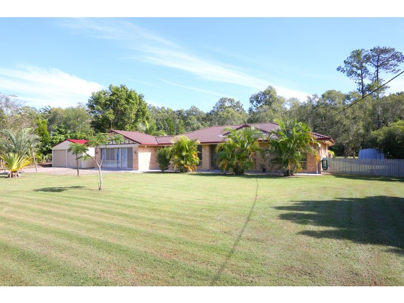 54-56 Bernborough Way, Ningi QLD 4511