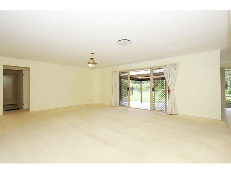54-56 Bernborough Way, Ningi QLD 4511
