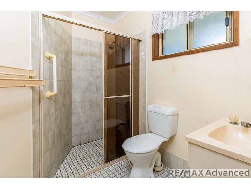 102 Bestmann Road, Sandstone Point QLD 4511