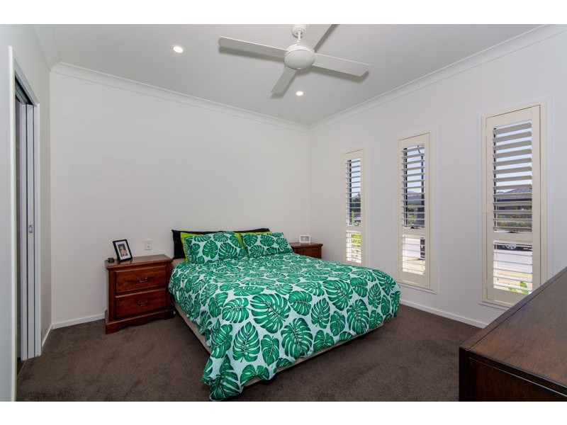 14 Honeymyrtle Street, Banksia Beach QLD 4507