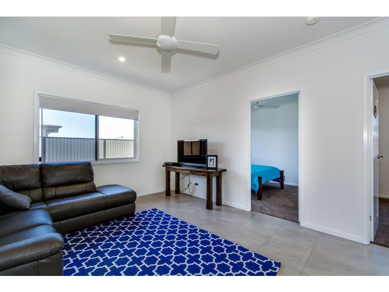 14 Honeymyrtle Street, Banksia Beach QLD 4507