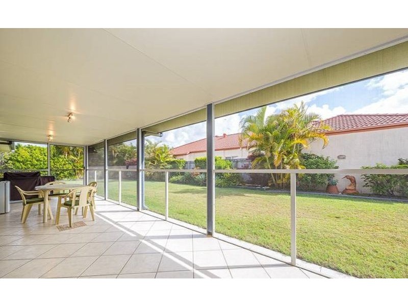 8 Yellowfin Place, Banksia Beach QLD 4507