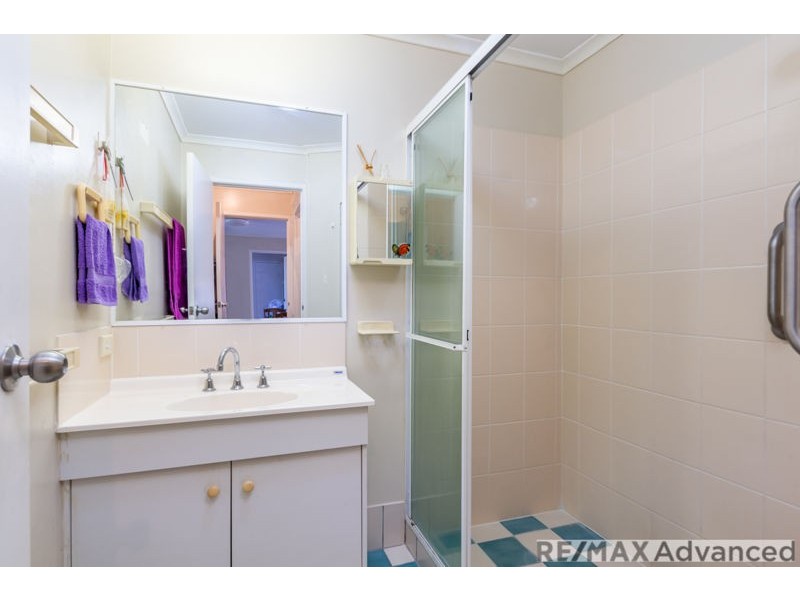 1/8 Warana Avenue, Bellara QLD 4507