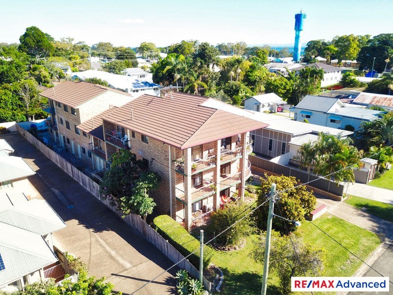 2/10 Fourth Avenue, Bongaree QLD 4507