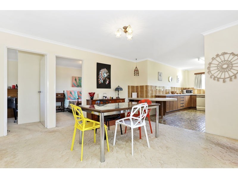 2/10 Fourth Avenue, Bongaree QLD 4507