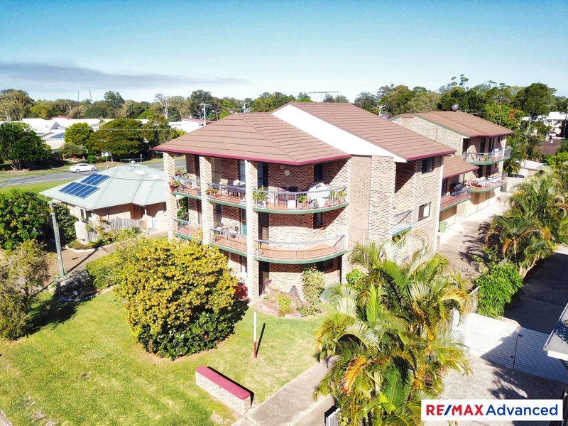 2/10 Fourth Avenue, Bongaree QLD 4507