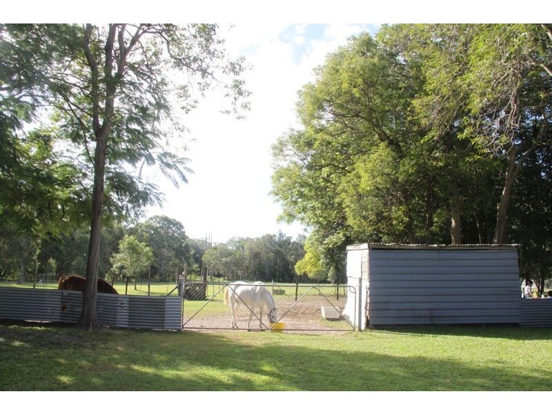 322-328 Bestmann Road, Godwin Beach QLD 4511