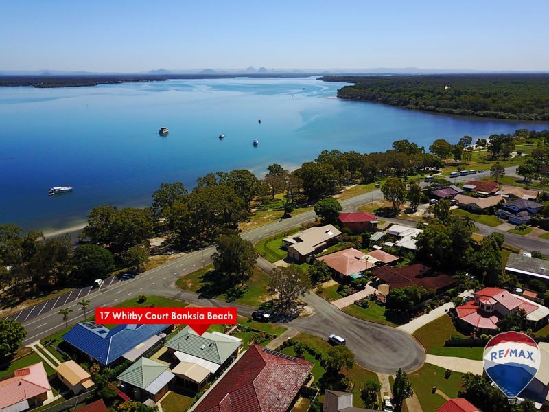 17 Whitby Court, Banksia Beach QLD 4507