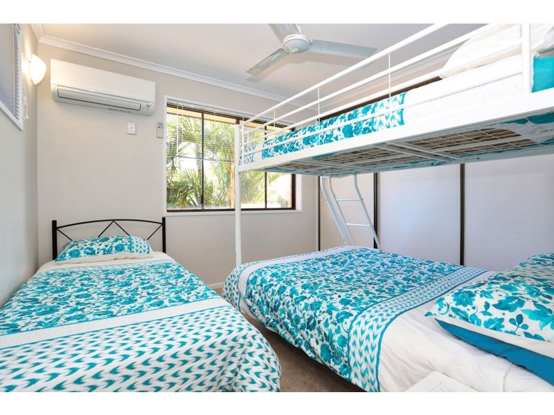 18 Hazell Avenue, Banksia Beach QLD 4507