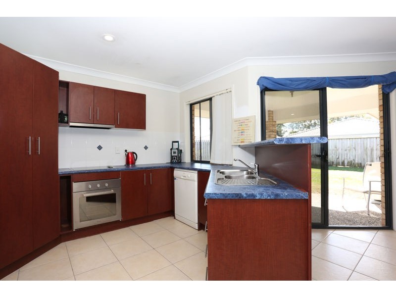 36 Sandheath Place, Ningi QLD 4511