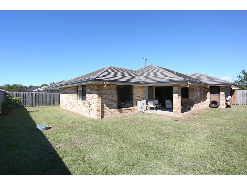 36 Sandheath Place, Ningi QLD 4511