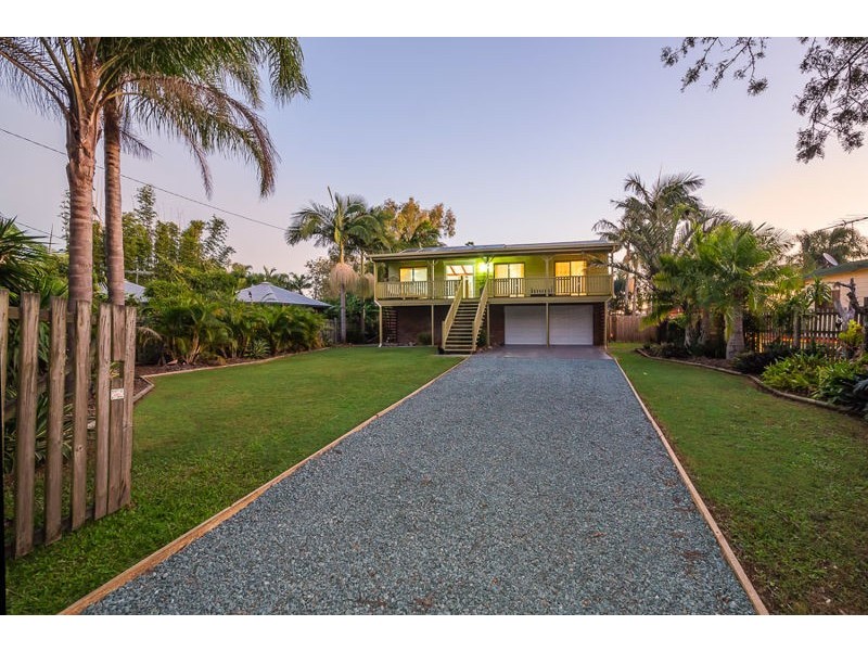 14 Malcolm Street, Beachmere QLD 4510