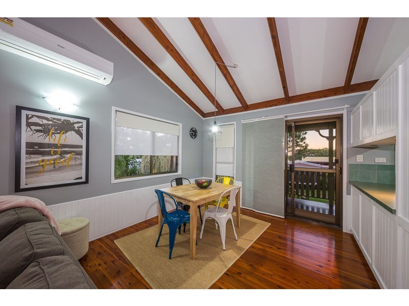 14 Malcolm Street, Beachmere QLD 4510