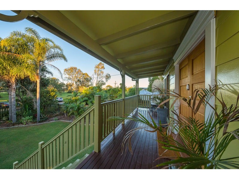 14 Malcolm Street, Beachmere QLD 4510