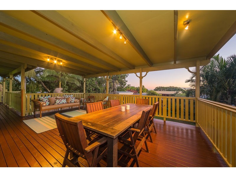 14 Malcolm Street, Beachmere QLD 4510