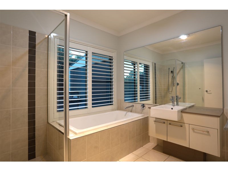 14 Muldoon Place, Ningi QLD 4511