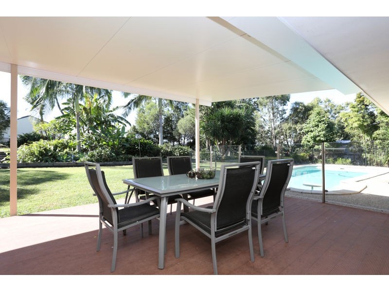 14 Muldoon Place, Ningi QLD 4511