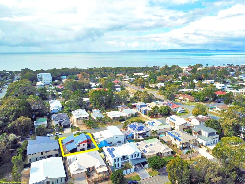 4 Hutchinson Street, Woorim QLD 4507