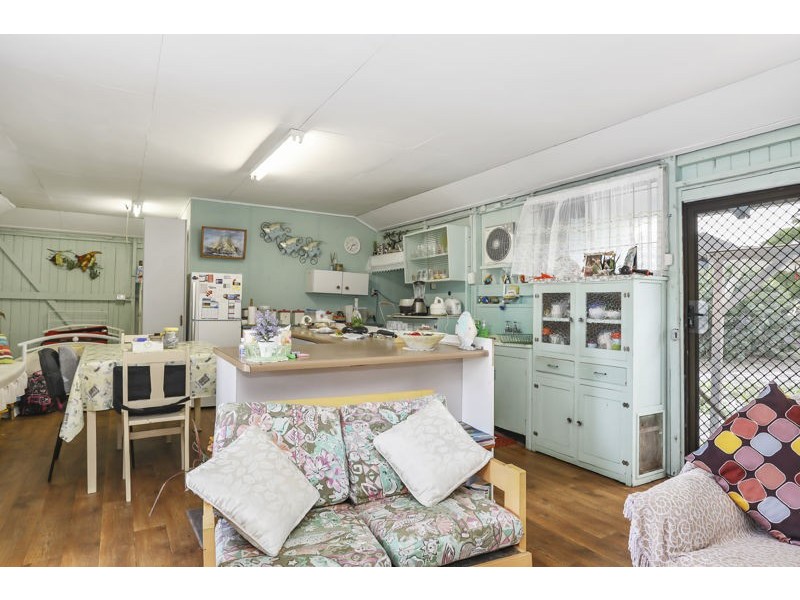 9 Ferguson Ave, Bongaree QLD 4507