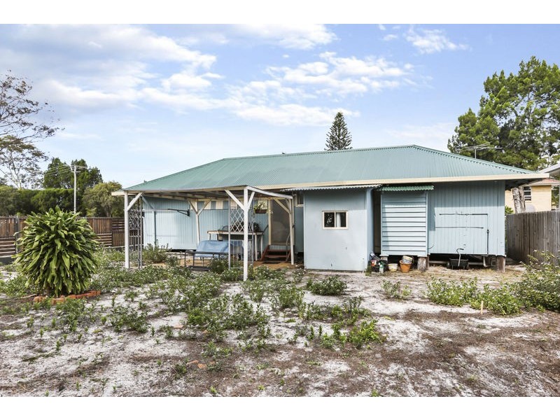 9 Ferguson Ave, Bongaree QLD 4507