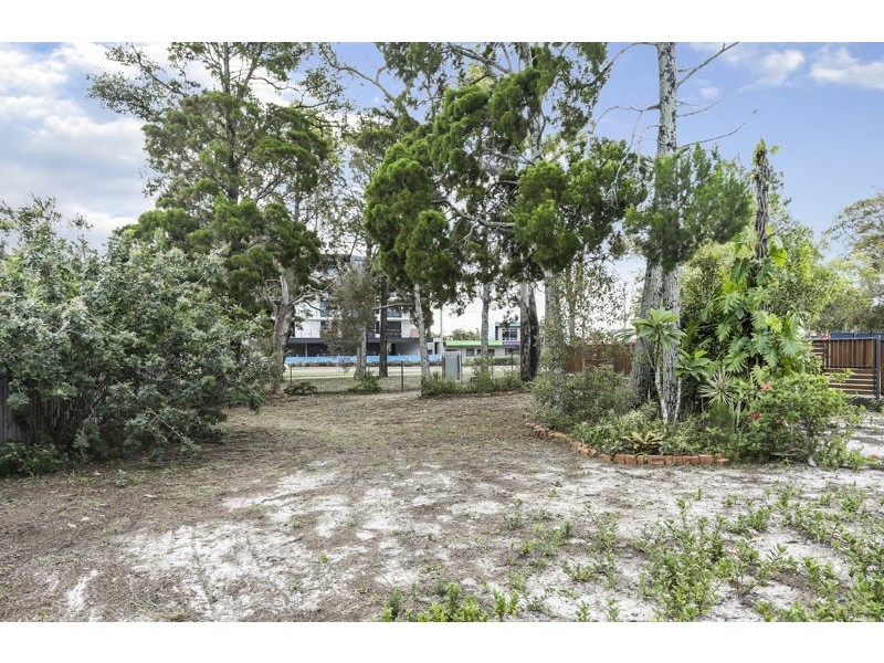 9 Ferguson Ave, Bongaree QLD 4507