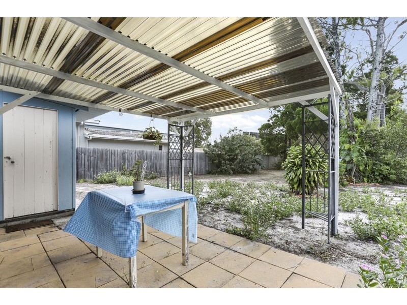 9 Ferguson Ave, Bongaree QLD 4507