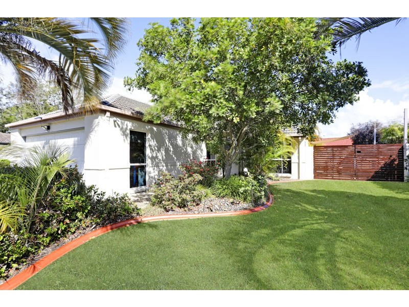 202 Endeavour Drive, Banksia Beach QLD 4507