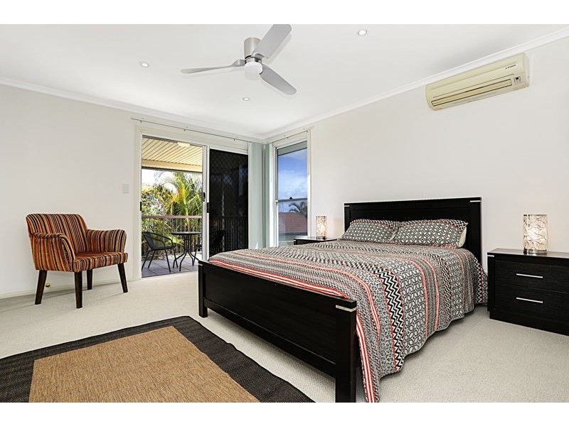 202 Endeavour Drive, Banksia Beach QLD 4507